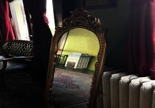 Waarom spiegels links en rechts omdraaien maar niet boven en onder